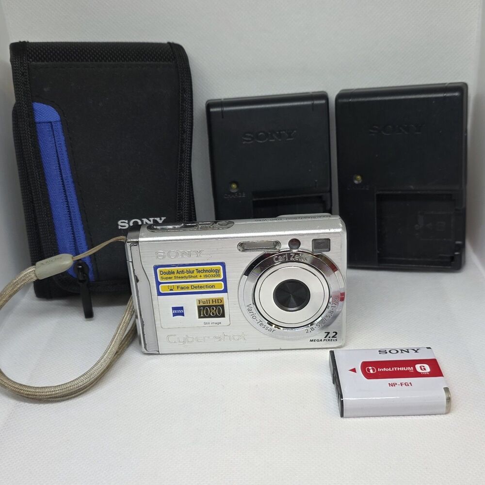 Sony Cybershot DSC-W80 7.2 MP Silver Digital Camera w/ Accessories - Tested!